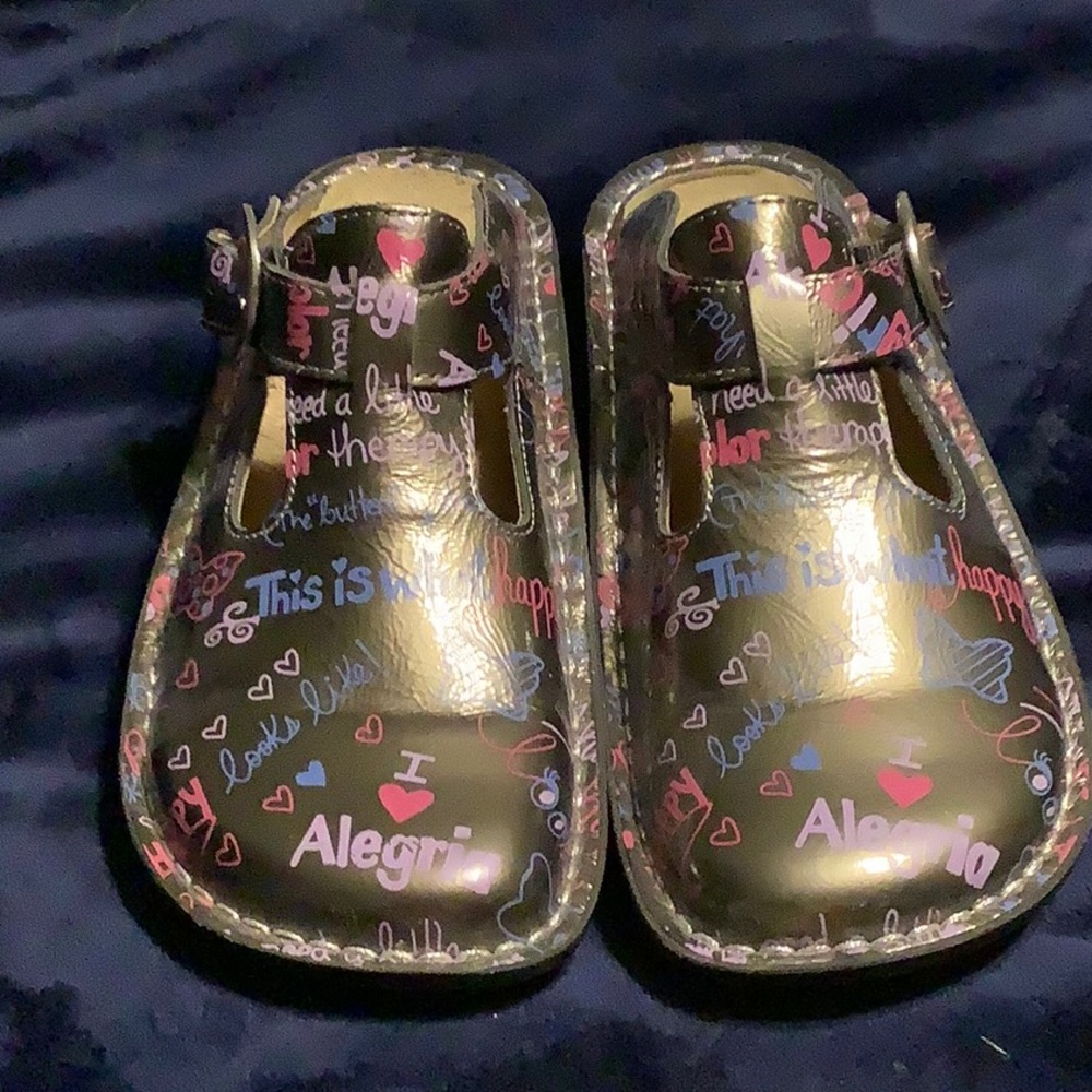 Algeria shoes